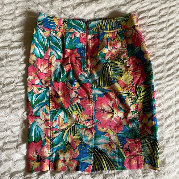 Knee length summery print skirt - Loft - Picture 2 of 2